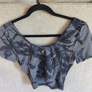 Lululemon Align Floral Tank Top Size 4 Gray Flower Nulu Yoga Activewear